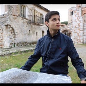 Meet your Posher, Diego